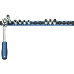 Rack Avec 14 Adaptateurs Mâles Ainsi Que 2 Adaptateurs Femelles 4 Pans 3/8" 480mm GEDORE 1 PCS